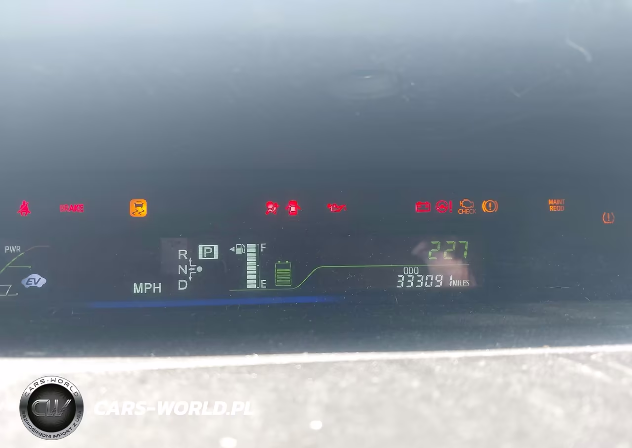 2012 Toyota Prius V Three VIN:JTDZN3EU3C3139371 - 7