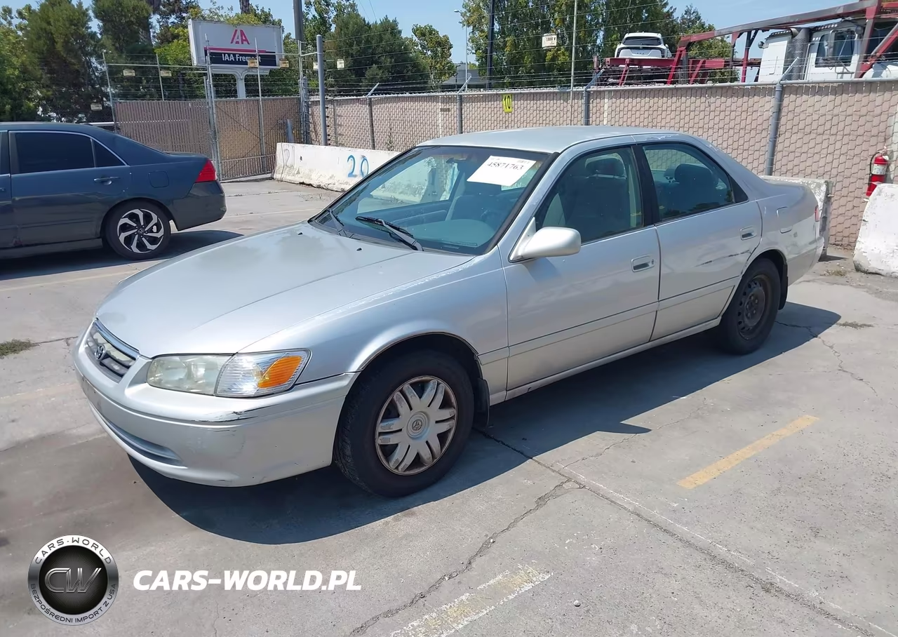 2001 Toyota Camry Le VIN:4T1BG22K21U109712 - 2
