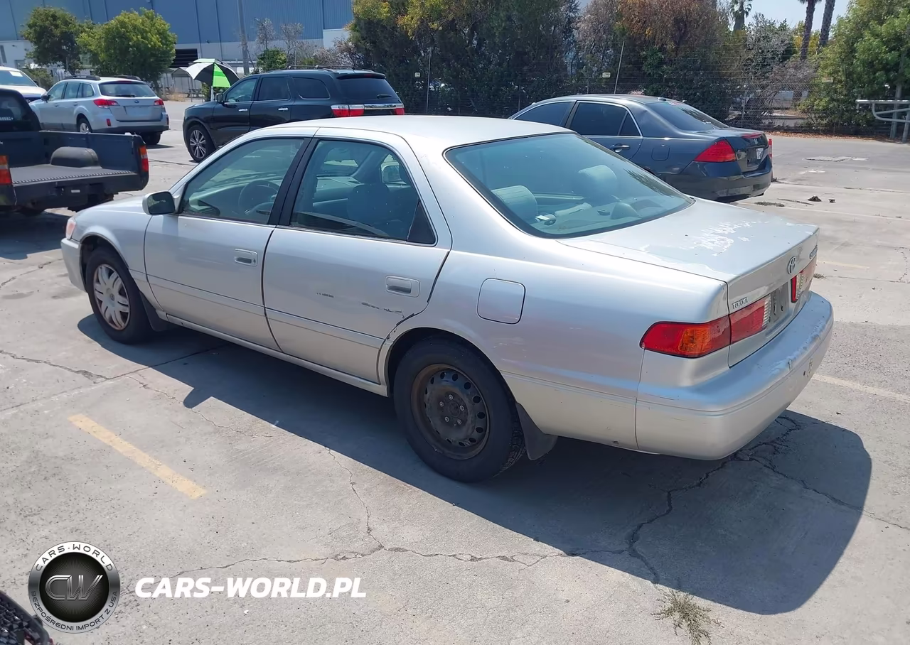 2001 Toyota Camry Le VIN:4T1BG22K21U109712 - 3
