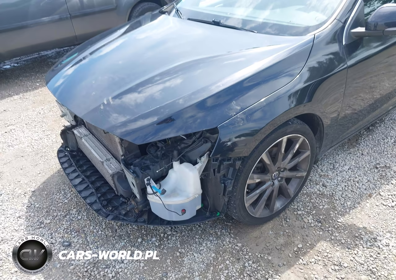 2015 Volvo V60 T5 Premier VIN:YV140MEB9F1189893 - 14