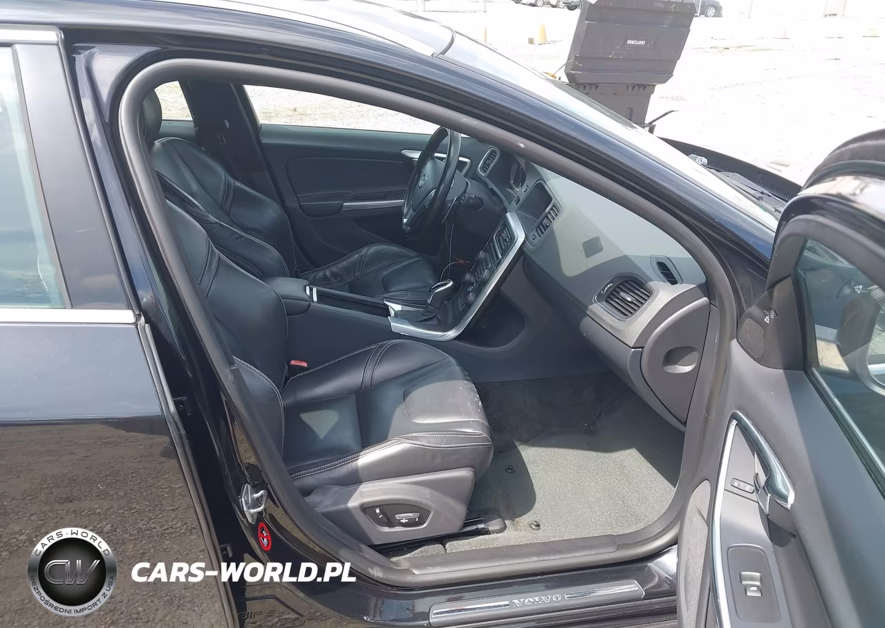 2015 Volvo V60 T5 Premier VIN:YV140MEB9F1189893 - 5