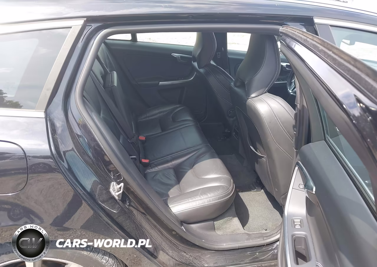 2015 Volvo V60 T5 Premier VIN:YV140MEB9F1189893 - 8