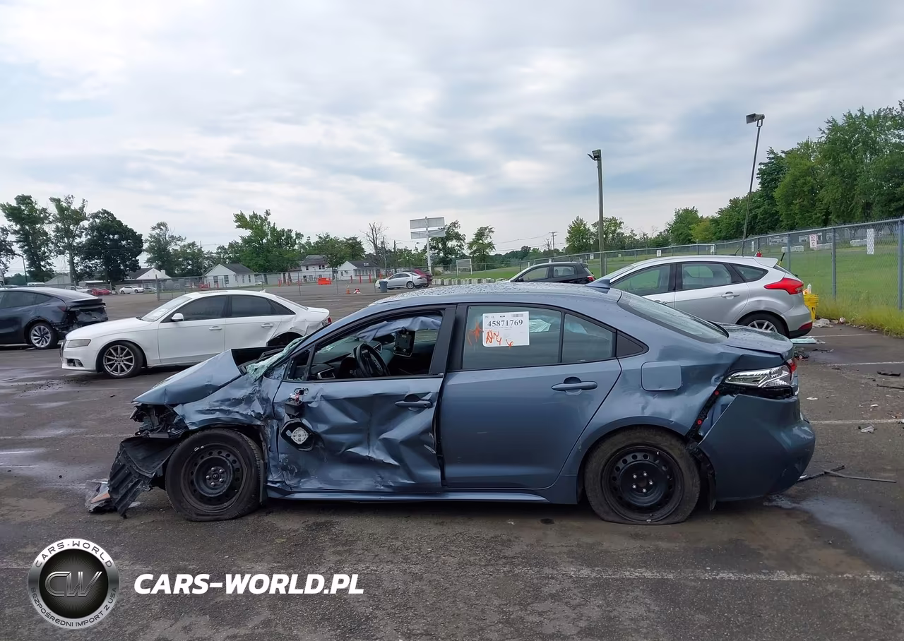 2025 Toyota Corolla Le VIN:5YFB4MDE0SP228941 - 13