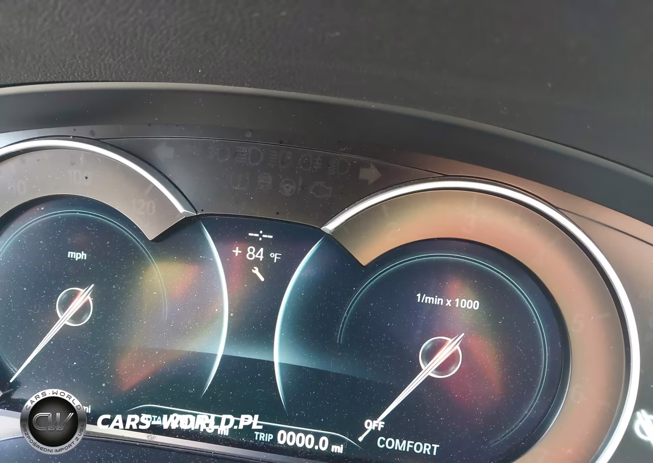 2019 BMW X4 xDrive30I VIN:5UXUJ3C52KLG55626 - 7