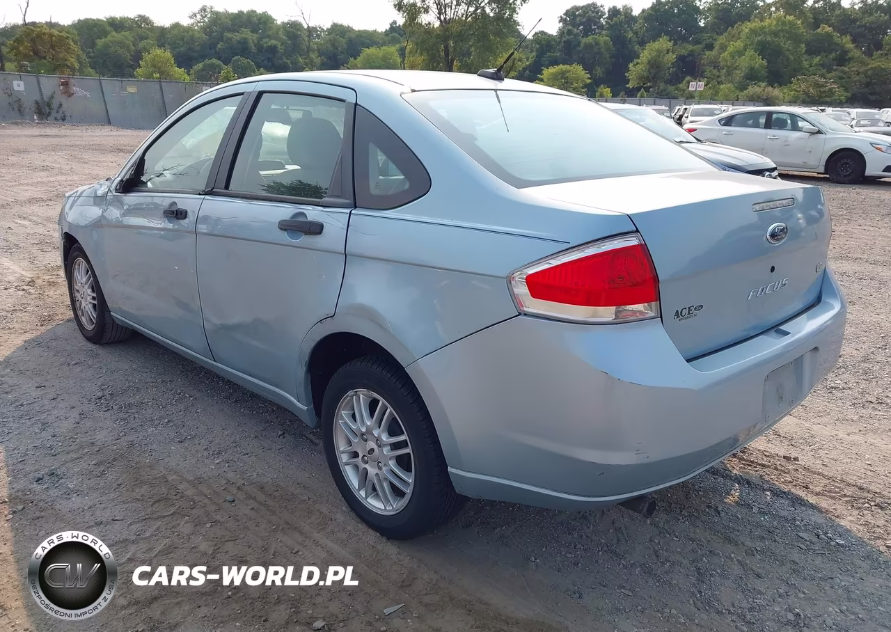 2009 Ford Focus Se VIN:1FAHP35N99W213128 - 3