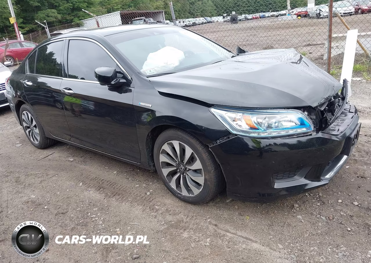 2015 Honda Accord Hybrid Touring – zdjęcie 1 z 16