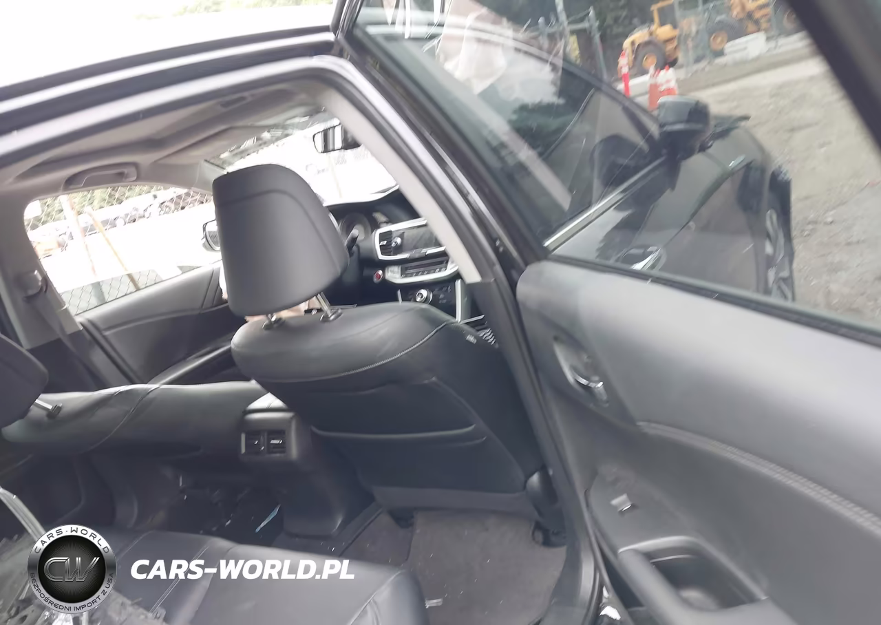 2015 Honda Accord Hybrid Touring VIN:1HGCR6F75FA003250 - 8