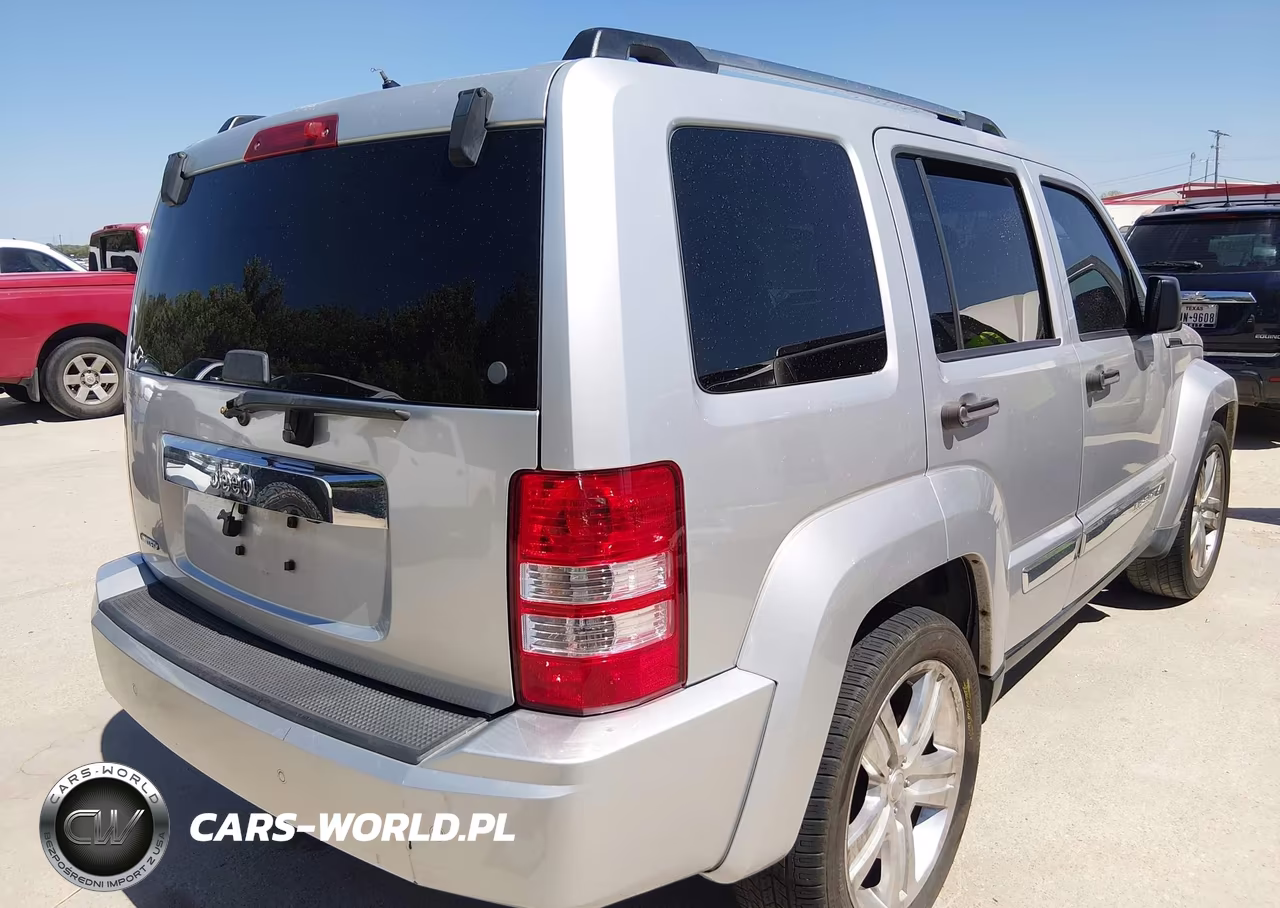 2012 Jeep Liberty Limited Jet Edition VIN:1C4PJLFK4CW155125 - 4