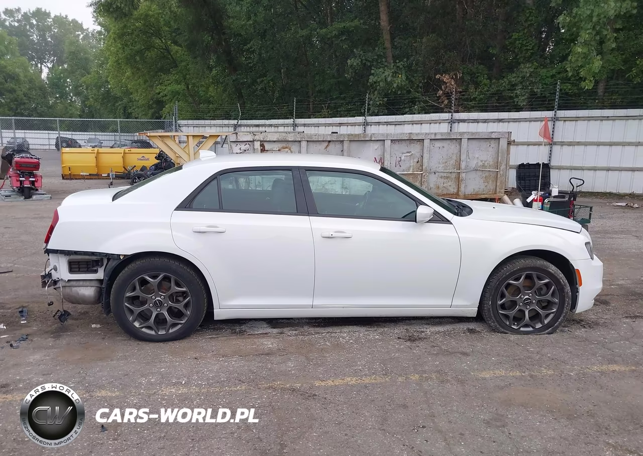 2017 Chrysler 300 300S Awd VIN:2C3CCAGG9HH558065 - 14