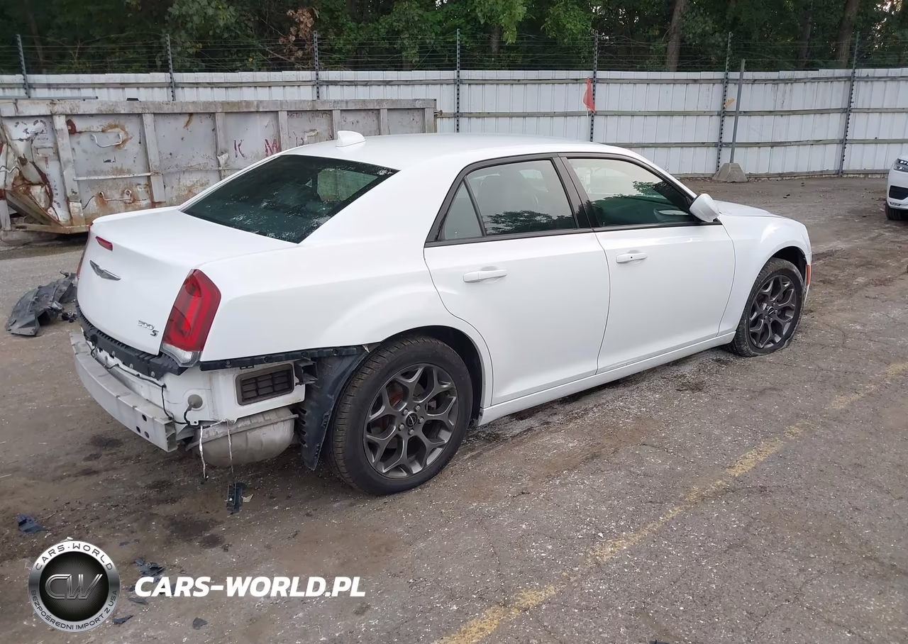 2017 Chrysler 300 300S Awd VIN:2C3CCAGG9HH558065 - 4