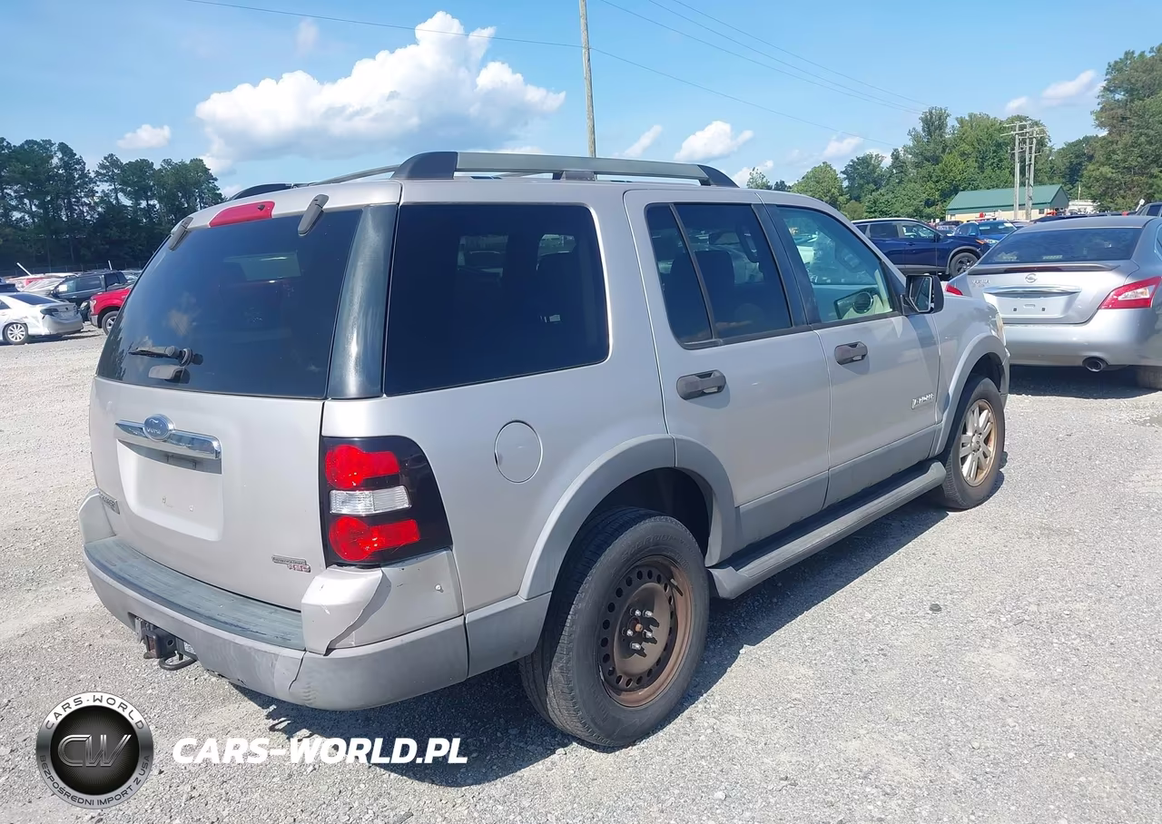 2006 Ford Explorer Xlt VIN:1FMEU63E66UA60429 - 4
