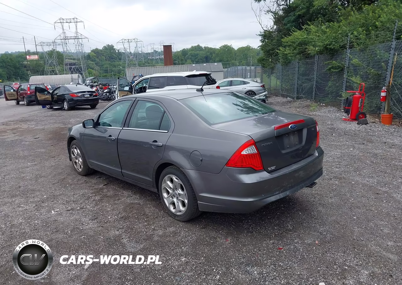 2011 Ford Fusion Se VIN:3FAHP0HA6BR131552 - 3