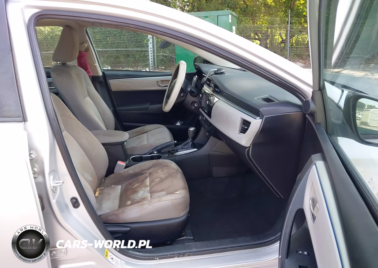 2016 Toyota Corolla Le VIN:5YFBURHE3GP426587 - 5