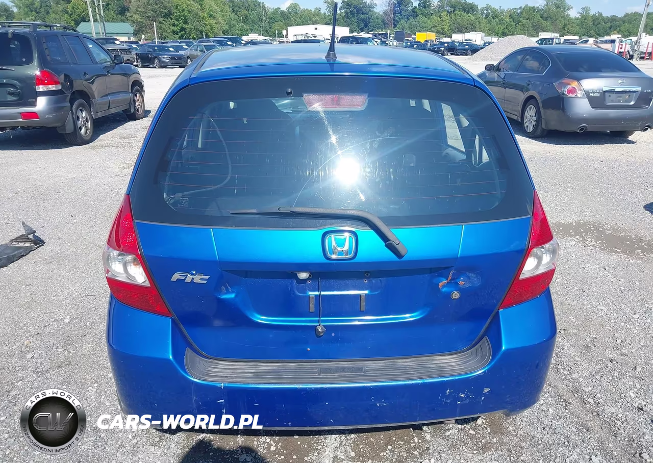 2007 Honda Fit VIN:JHMGD38407S017423 - 16