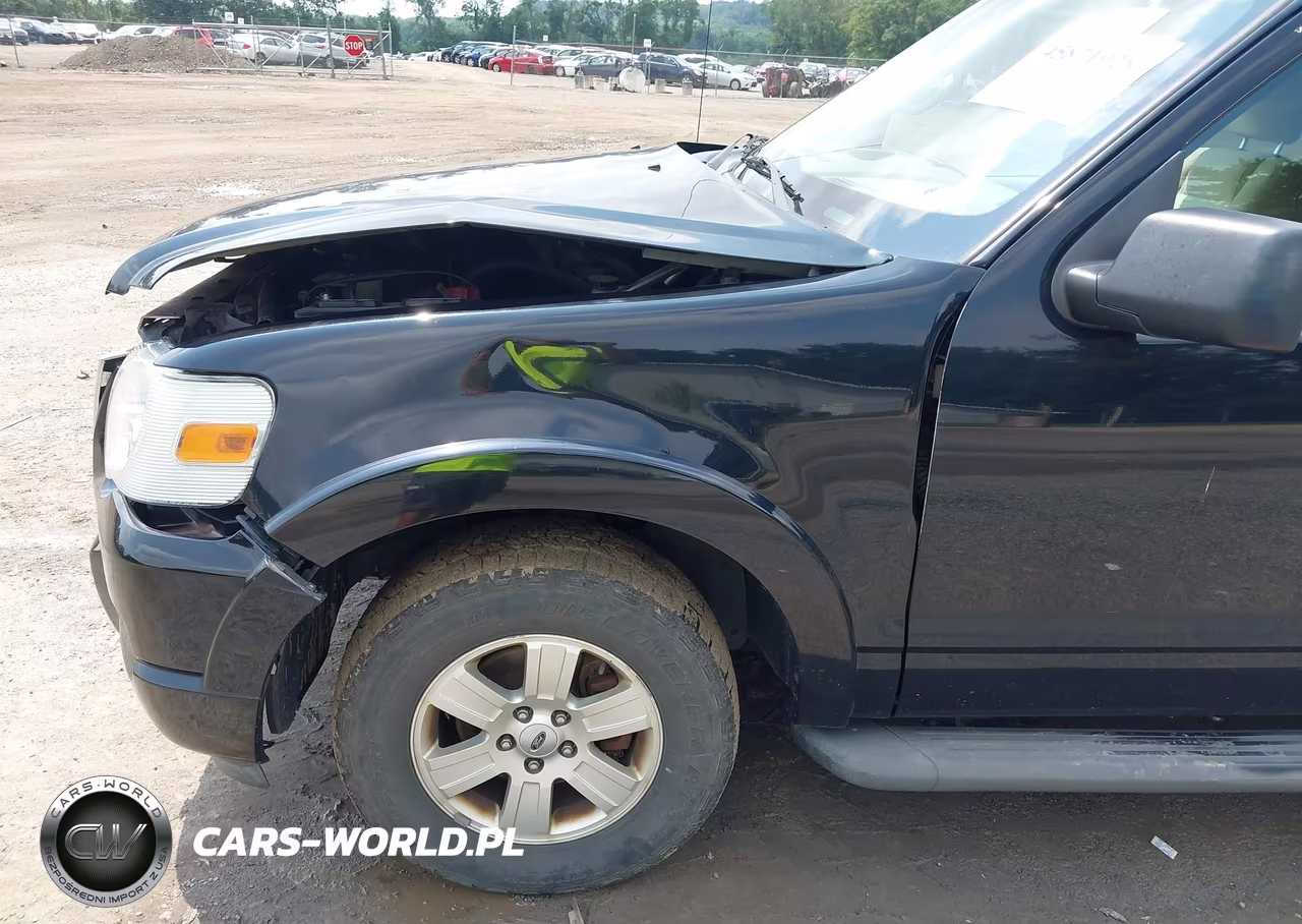 2010 Ford Explorer Xlt VIN:1FMEU7DE8AUA66097 - 18