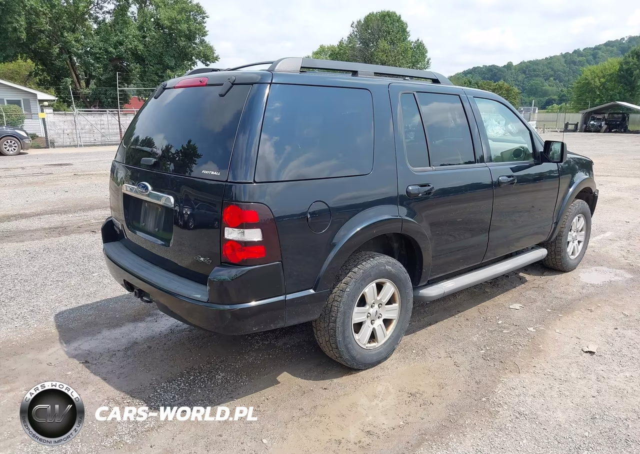 2010 Ford Explorer Xlt VIN:1FMEU7DE8AUA66097 - 4
