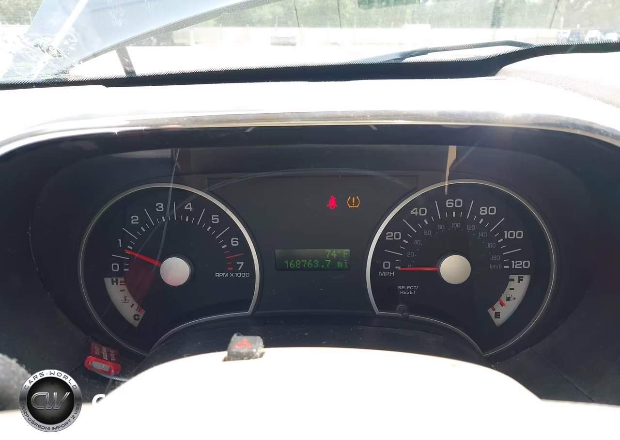 2010 Ford Explorer Xlt VIN:1FMEU7DE8AUA66097 - 7