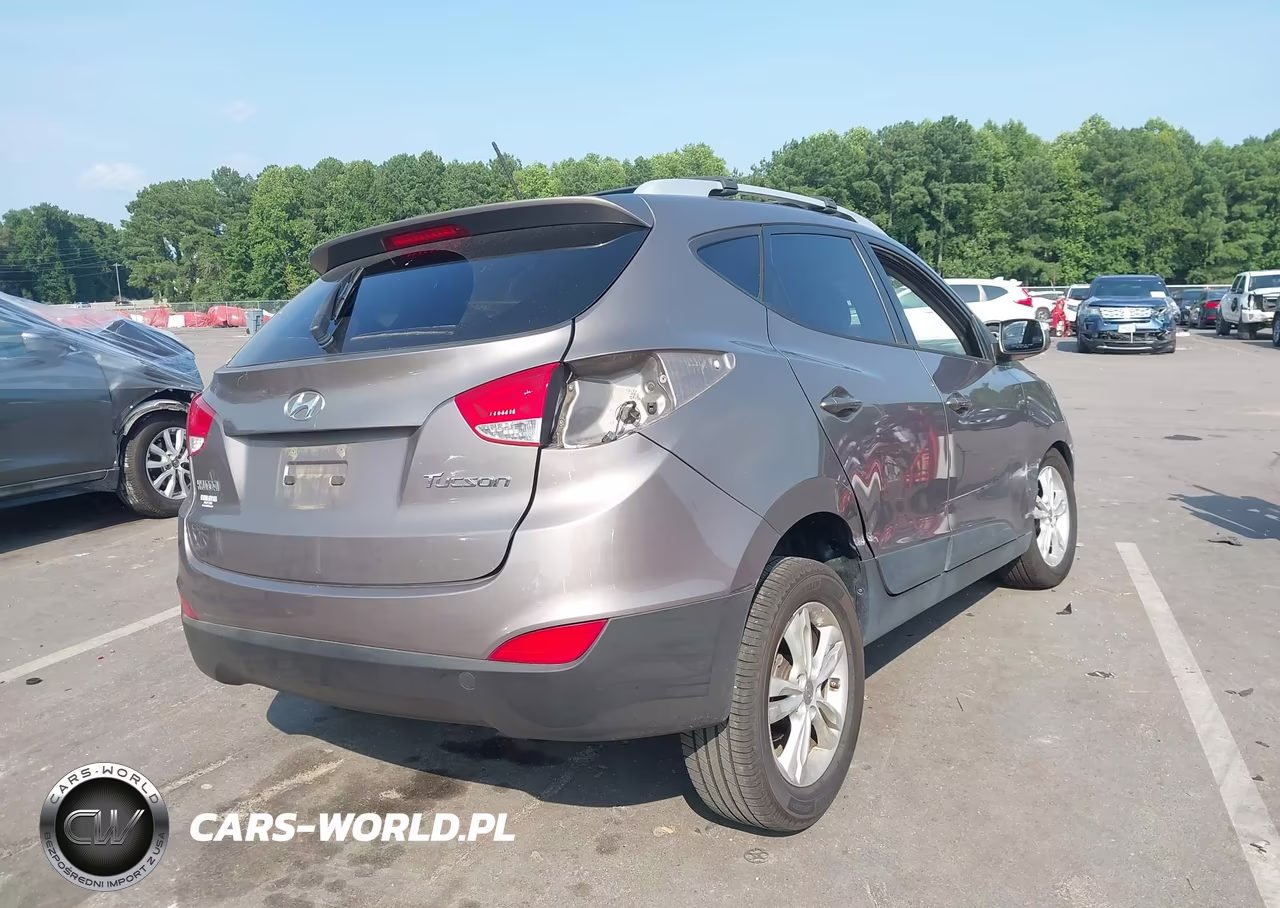2012 Hyundai Tucson Gls VIN:KM8JU3AC8CU340864 - 4