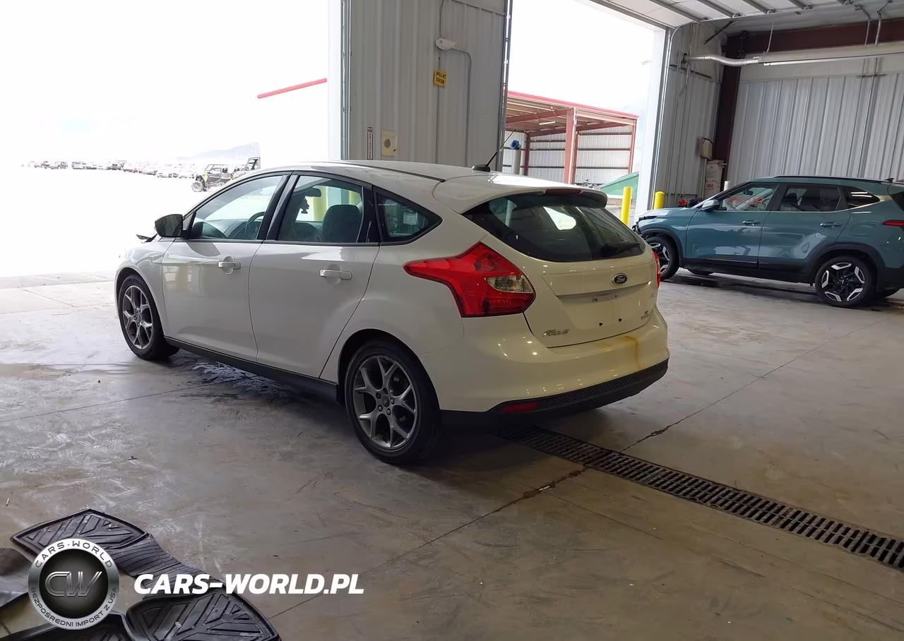 2013 Ford Focus Se VIN:1FADP3K20DL185268 - 3