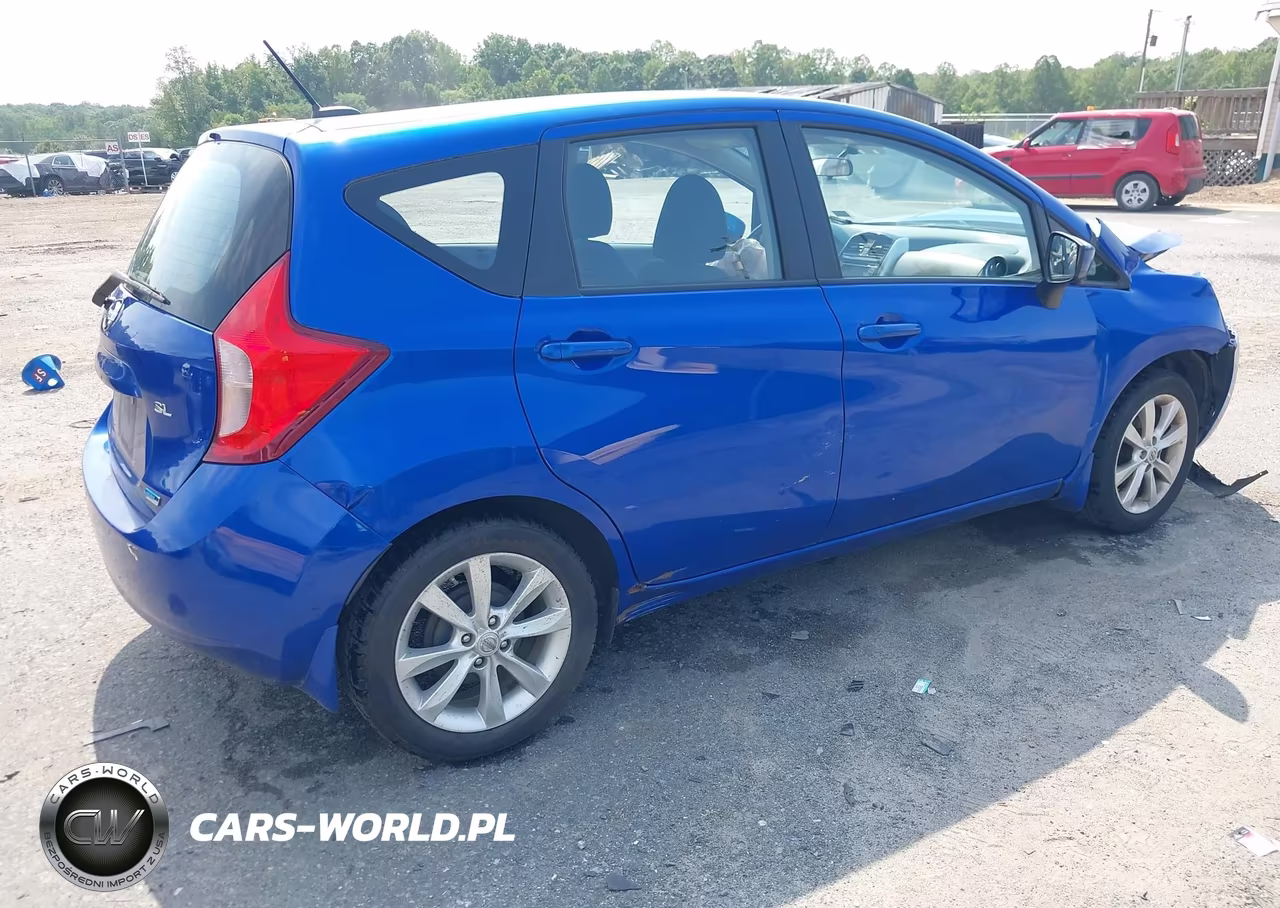 2016 Nissan Versa Note Sl VIN:3N1CE2CP5GL394405 - 4