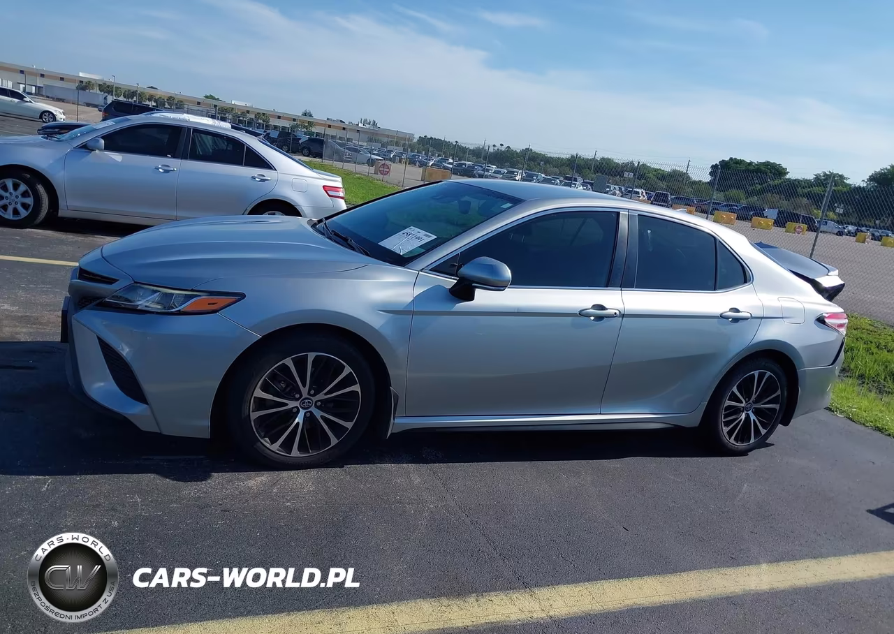 2020 Toyota Camry Se VIN:4T1M11AK0LU881621 - 14