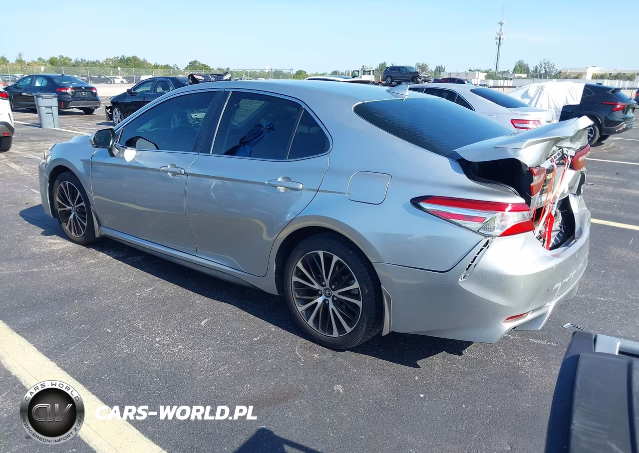 2020 Toyota Camry Se VIN:4T1M11AK0LU881621 - 3