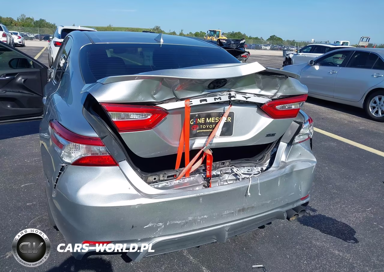 2020 Toyota Camry Se VIN:4T1M11AK0LU881621 - 6