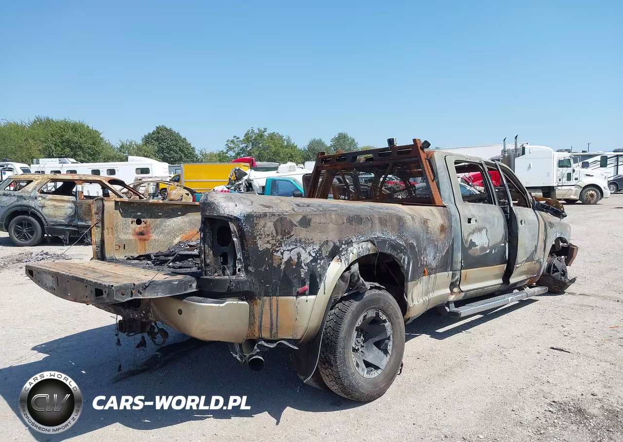 2013 Ram 3500 Laramie Longhorn VIN:3C63RRKL4DG597841 - 4