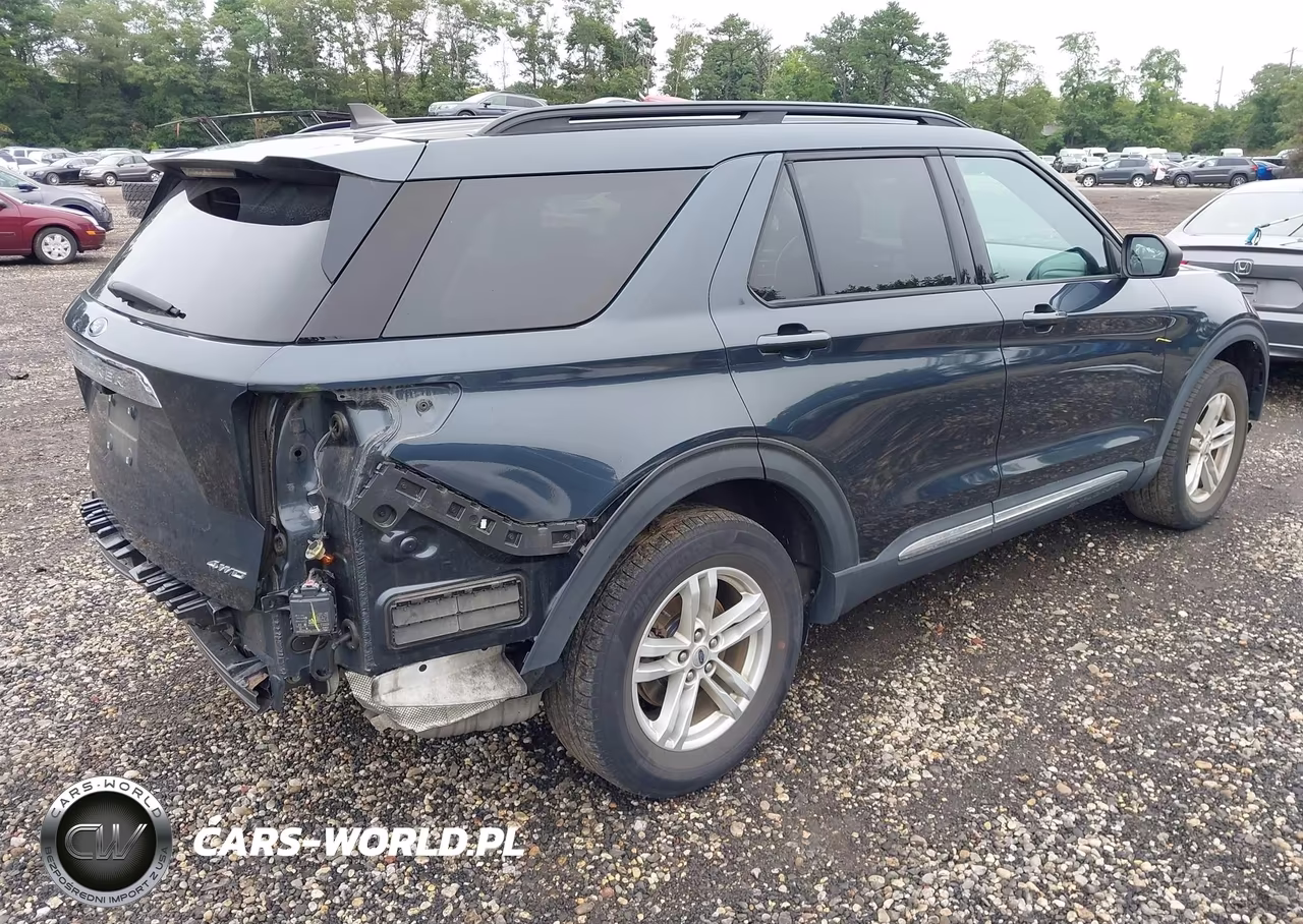2022 Ford Explorer Xlt VIN:1FMSK8DH0NGA12564 - 4