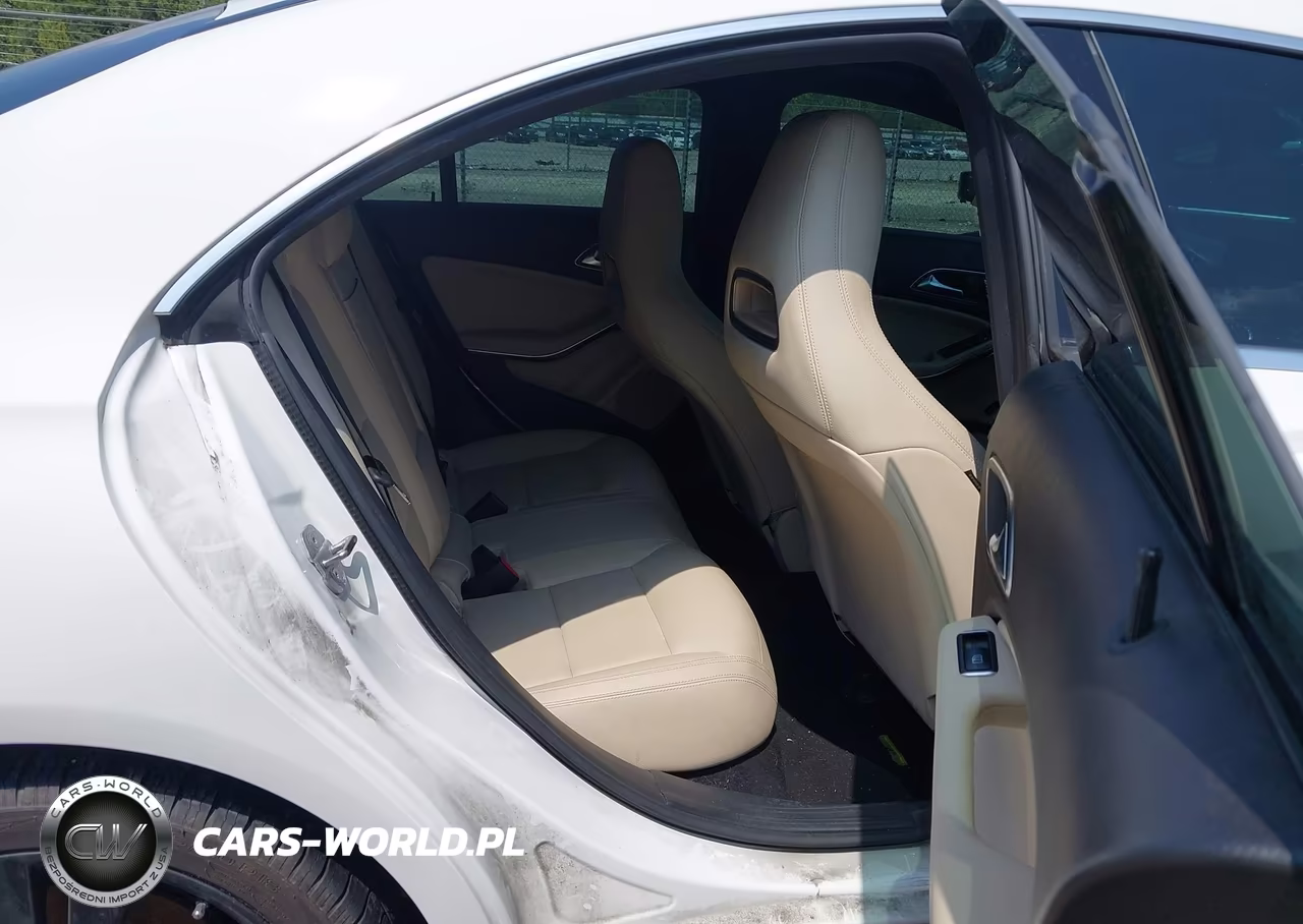 2019 Mercedes-Benz Cla 250 VIN:WDDSJ4EB5KN749525 - 8