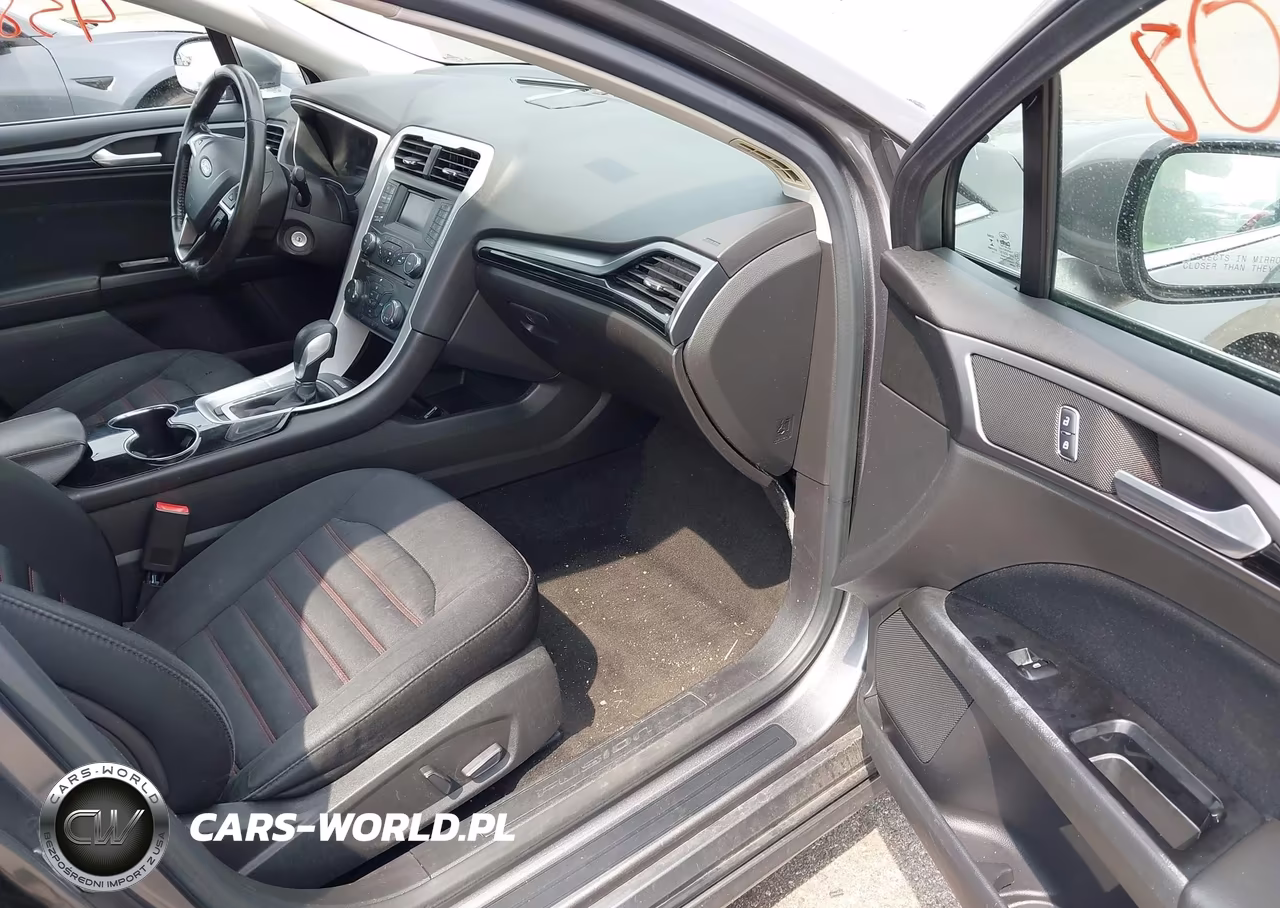 2014 Ford Fusion Se VIN:3FA6P0H70ER341791 - 5