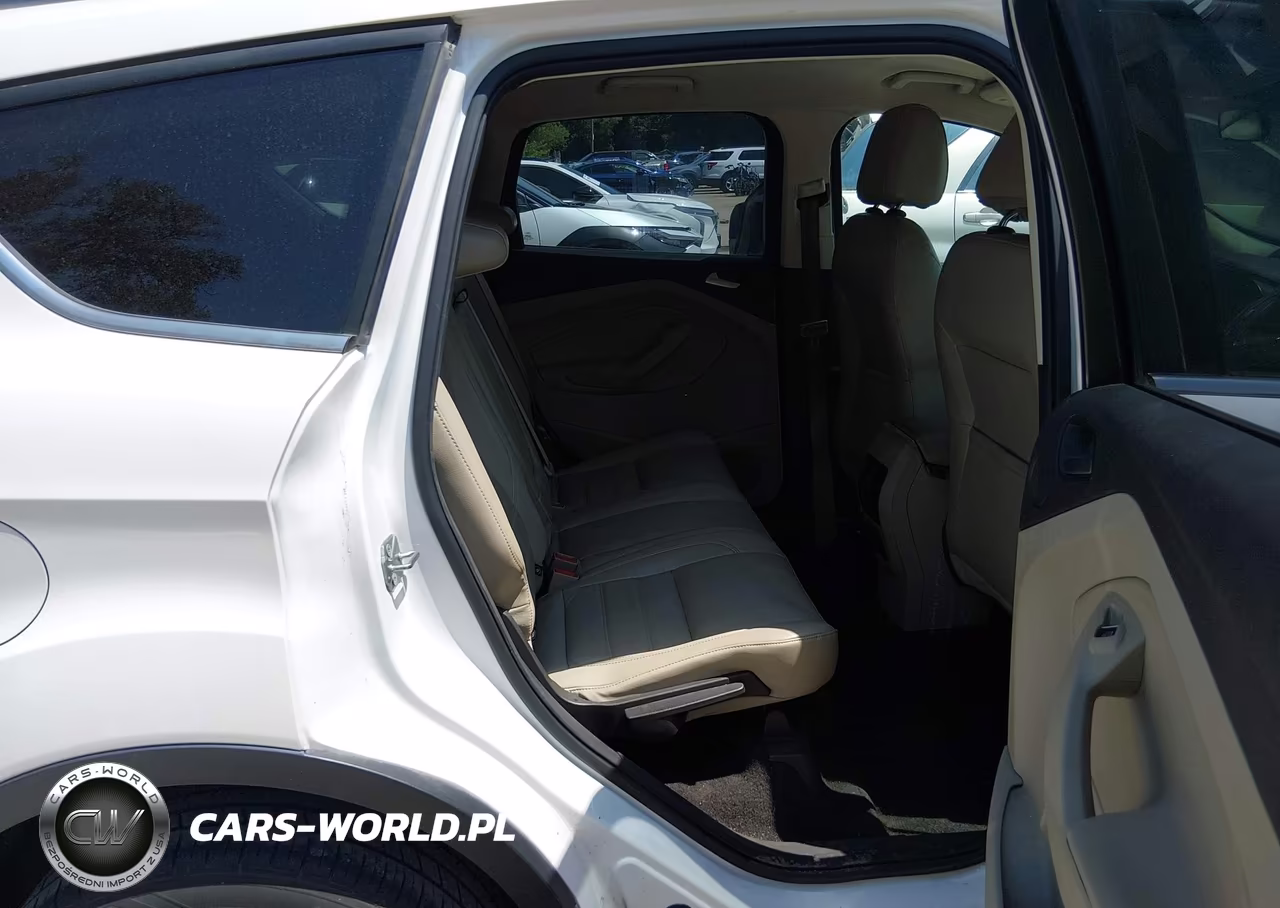 2017 Ford Escape Se VIN:1FMCU0G91HUD95831 - 8