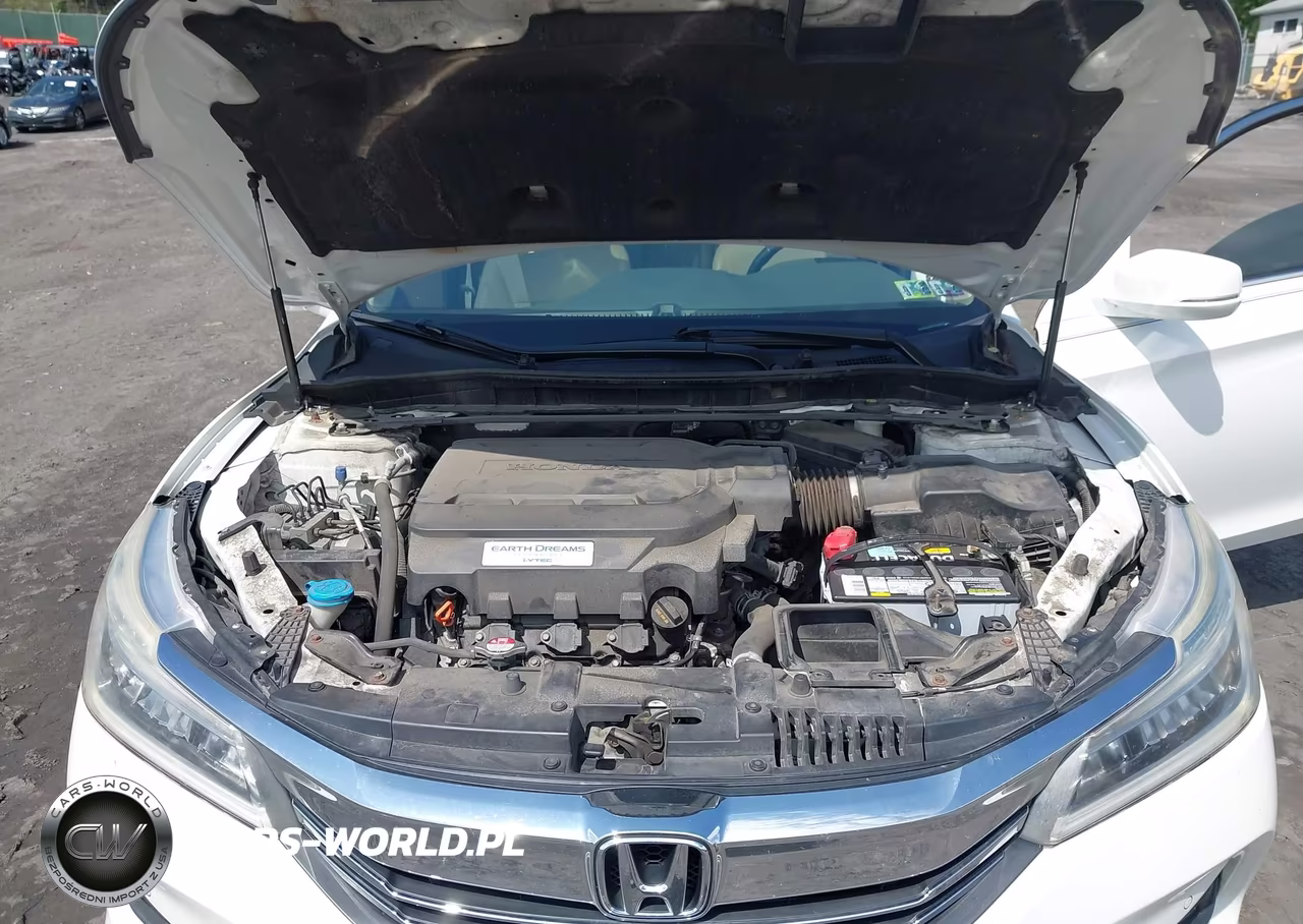 2017 Honda Accord Touring V6 VIN:1HGCR3F97HA015063 - 10