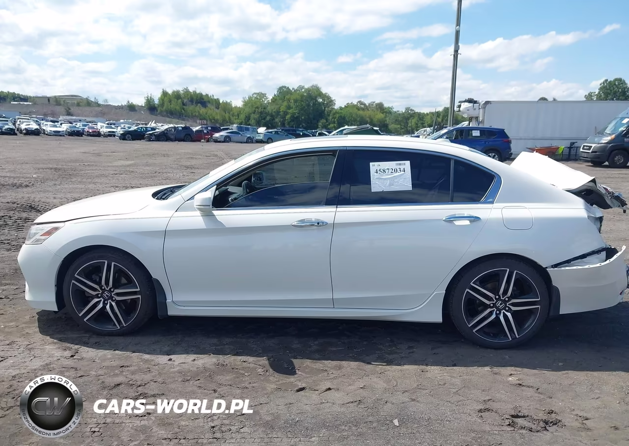 2017 Honda Accord Touring V6 VIN:1HGCR3F97HA015063 - 14