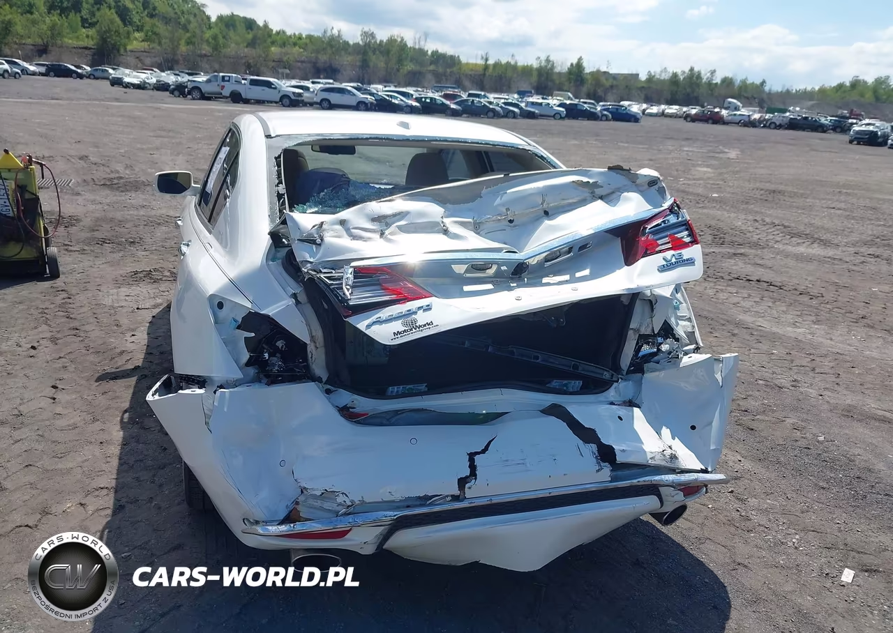 2017 Honda Accord Touring V6 VIN:1HGCR3F97HA015063 - 17