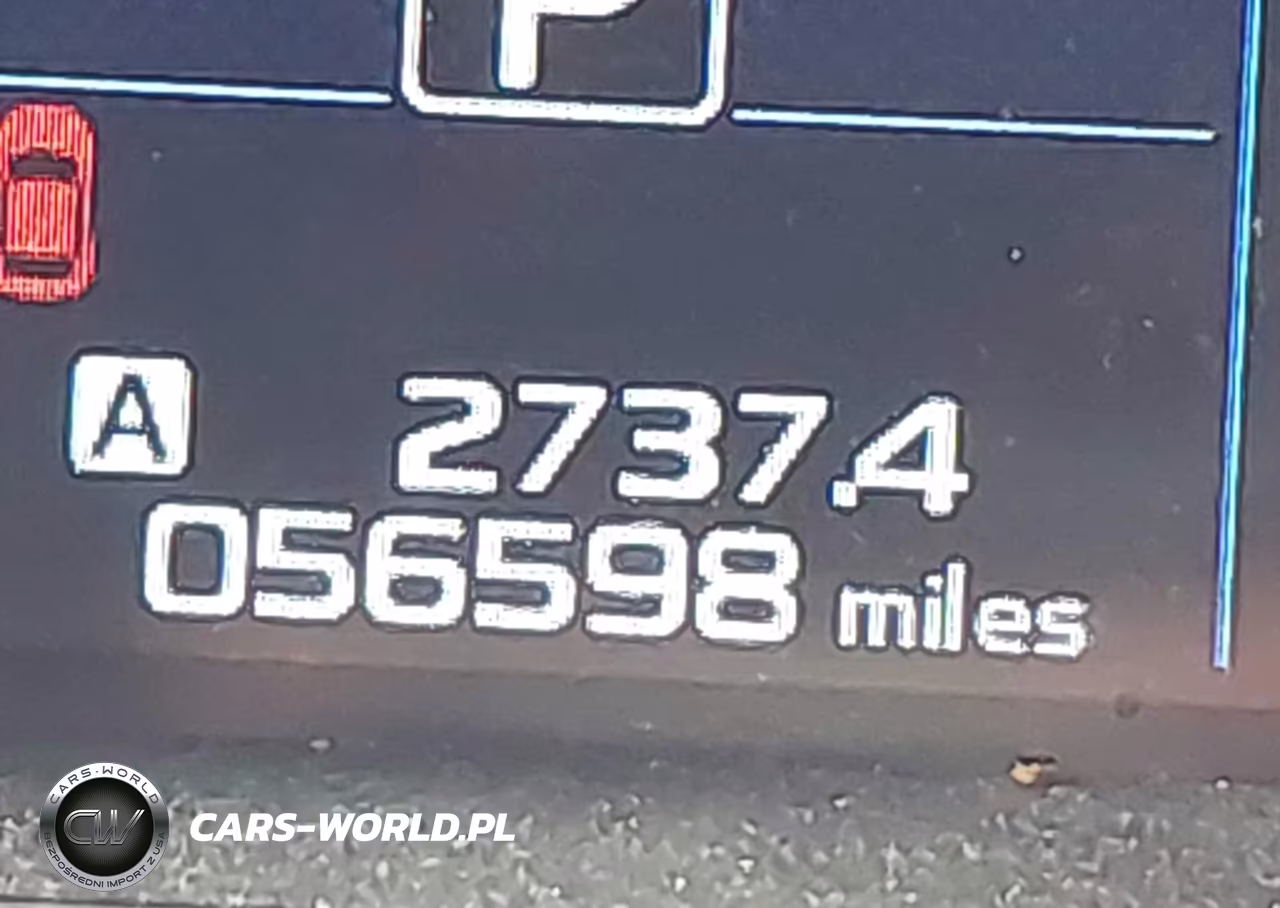 2018 Subaru Outback 2.5I Premium VIN:4S4BSAFC3J3313789 - 15