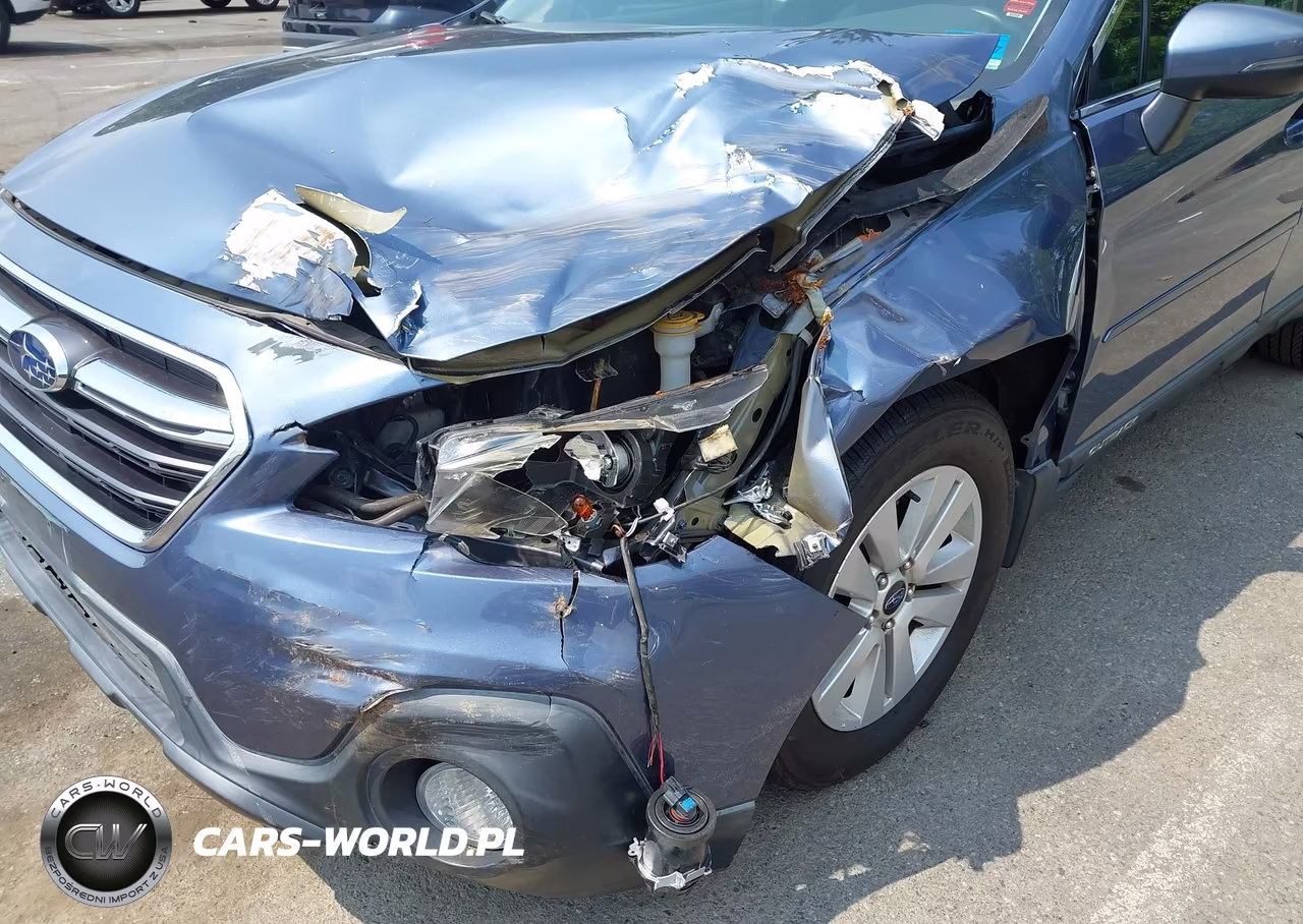 2018 Subaru Outback 2.5I Premium VIN:4S4BSAFC3J3313789 - 6