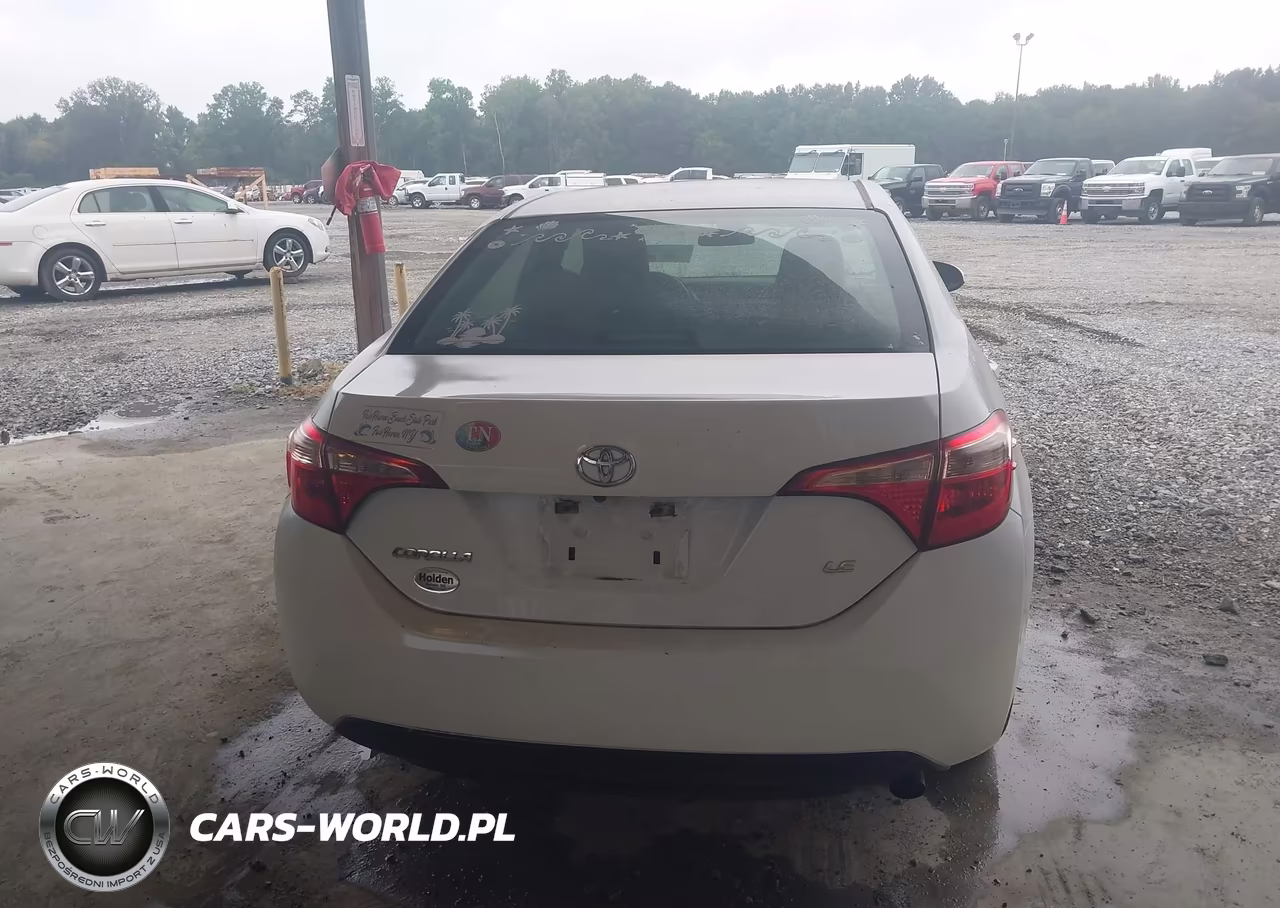2017 Toyota Corolla Le VIN:5YFBURHE2HP654033 - 16