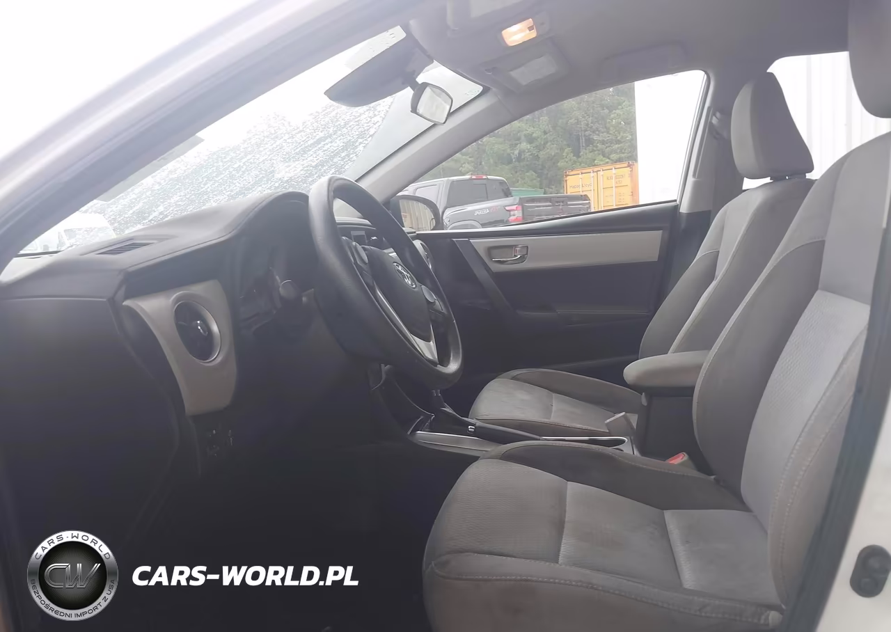 2017 Toyota Corolla Le VIN:5YFBURHE2HP654033 - 5