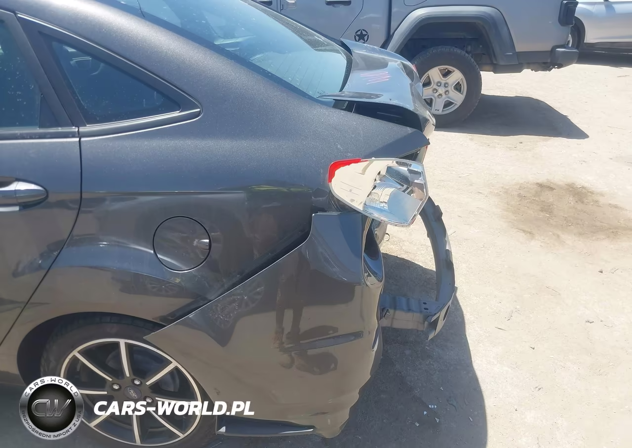 2015 Ford Fiesta Se VIN:3FADP4BJ4FM220585 - 6