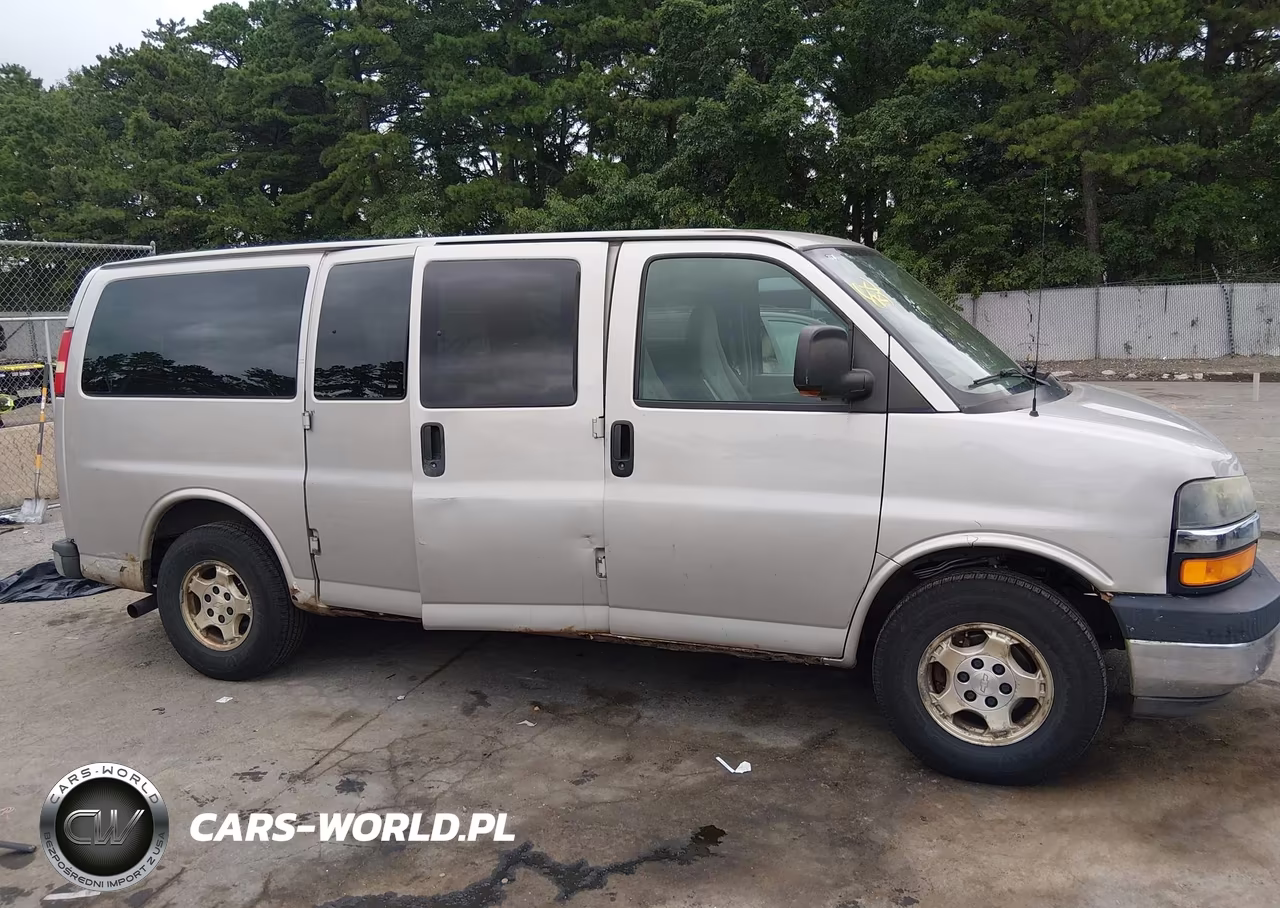2005 Chevrolet Express Passenger VIN:1GNFG15T151263198 - 13