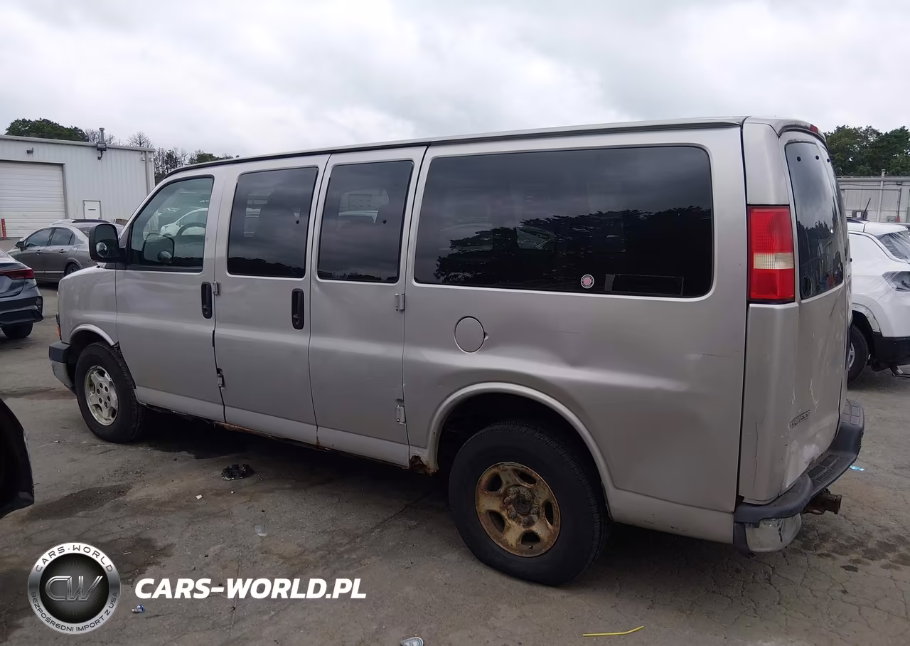 2005 Chevrolet Express Passenger VIN:1GNFG15T151263198 - 14