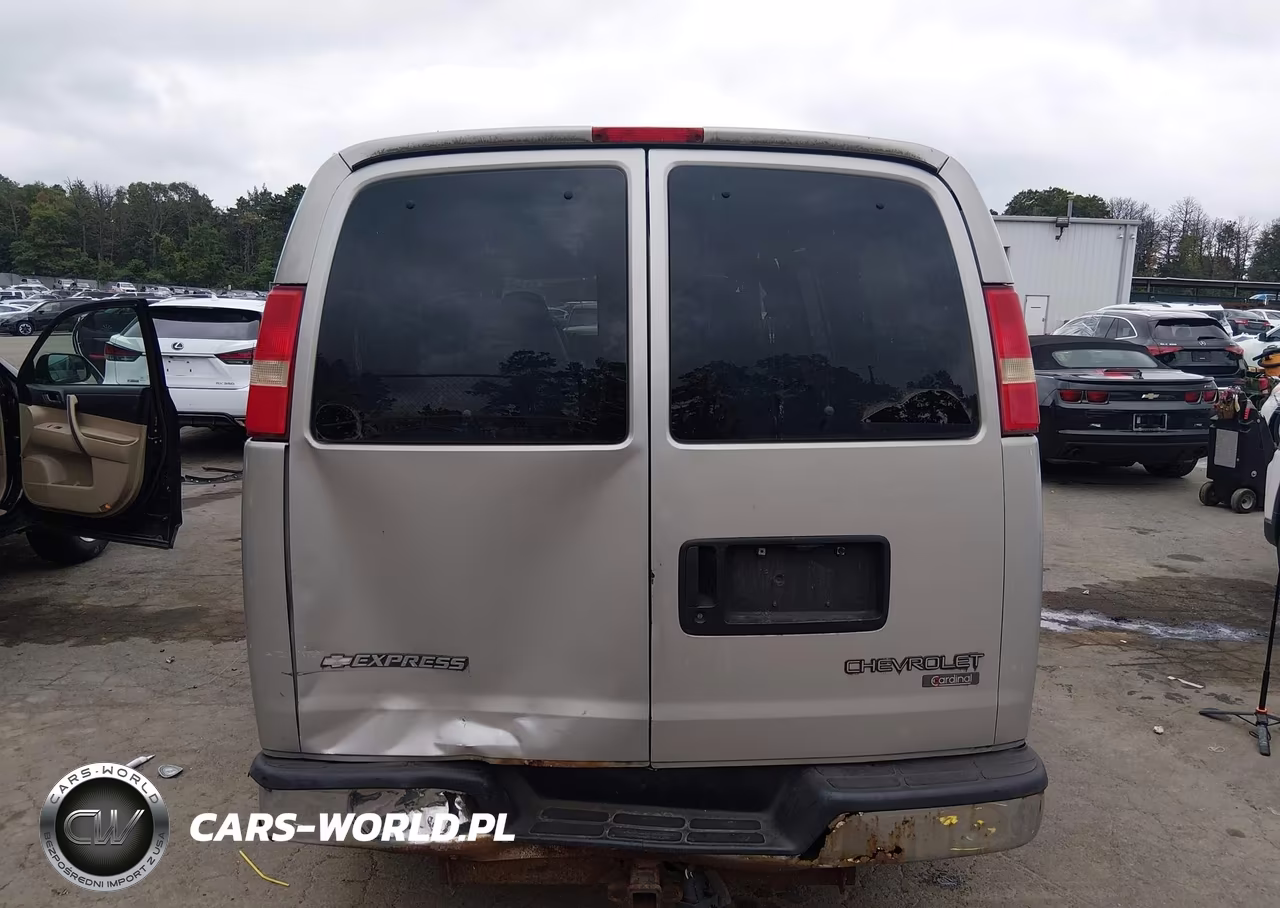 2005 Chevrolet Express Passenger VIN:1GNFG15T151263198 - 16