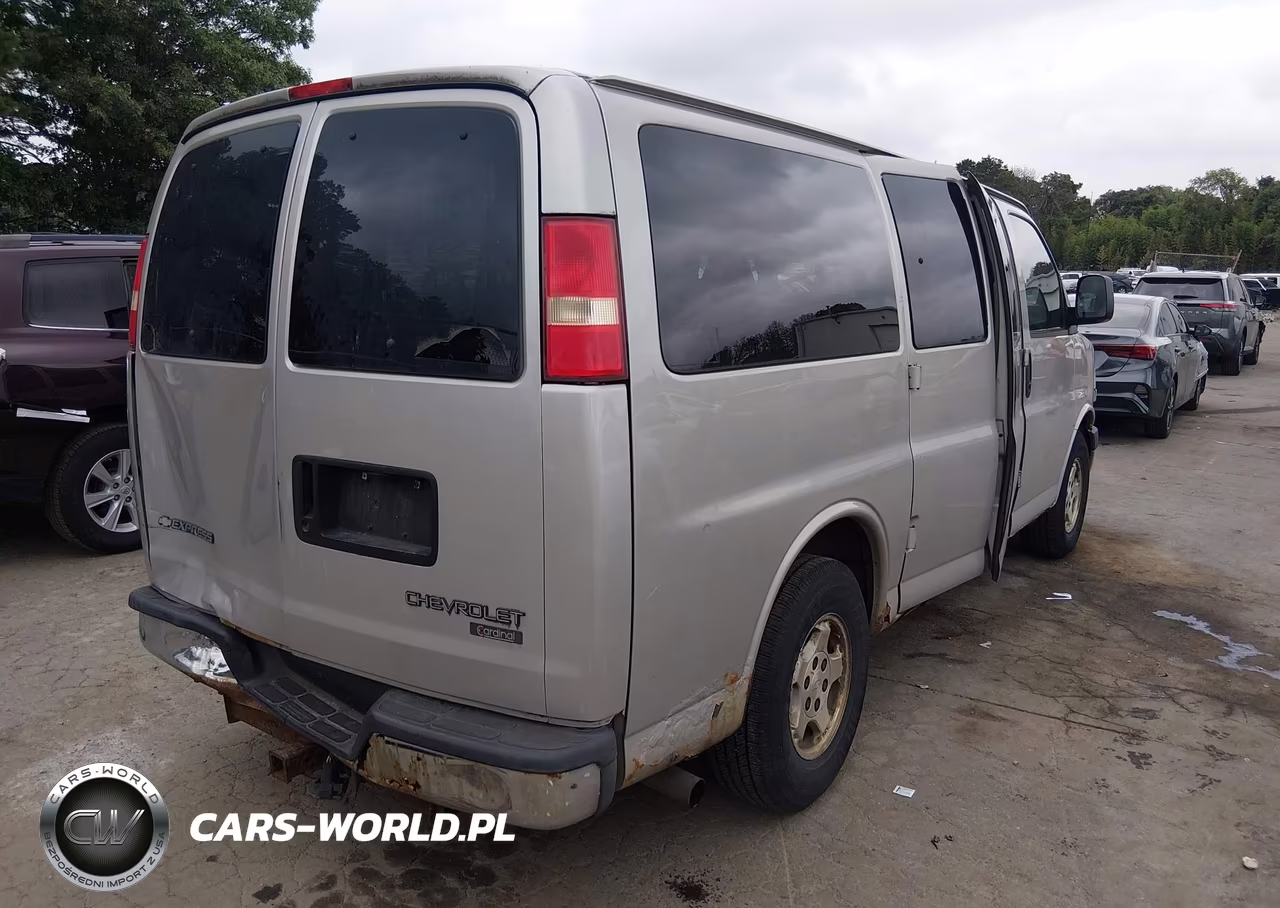 2005 Chevrolet Express Passenger VIN:1GNFG15T151263198 - 4
