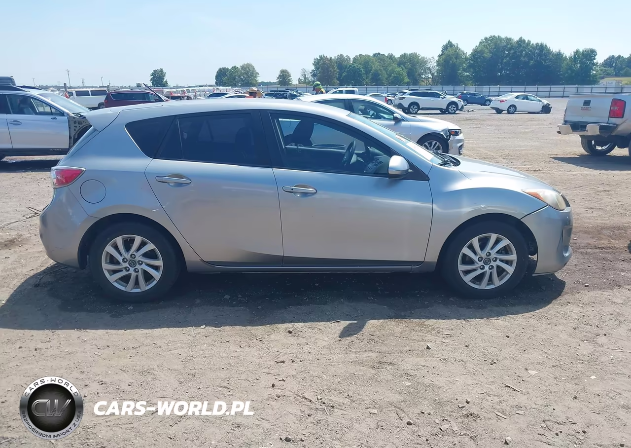 2013 Mazda Mazda3 I Touring VIN:JM1BL1L75D1731568 - 13