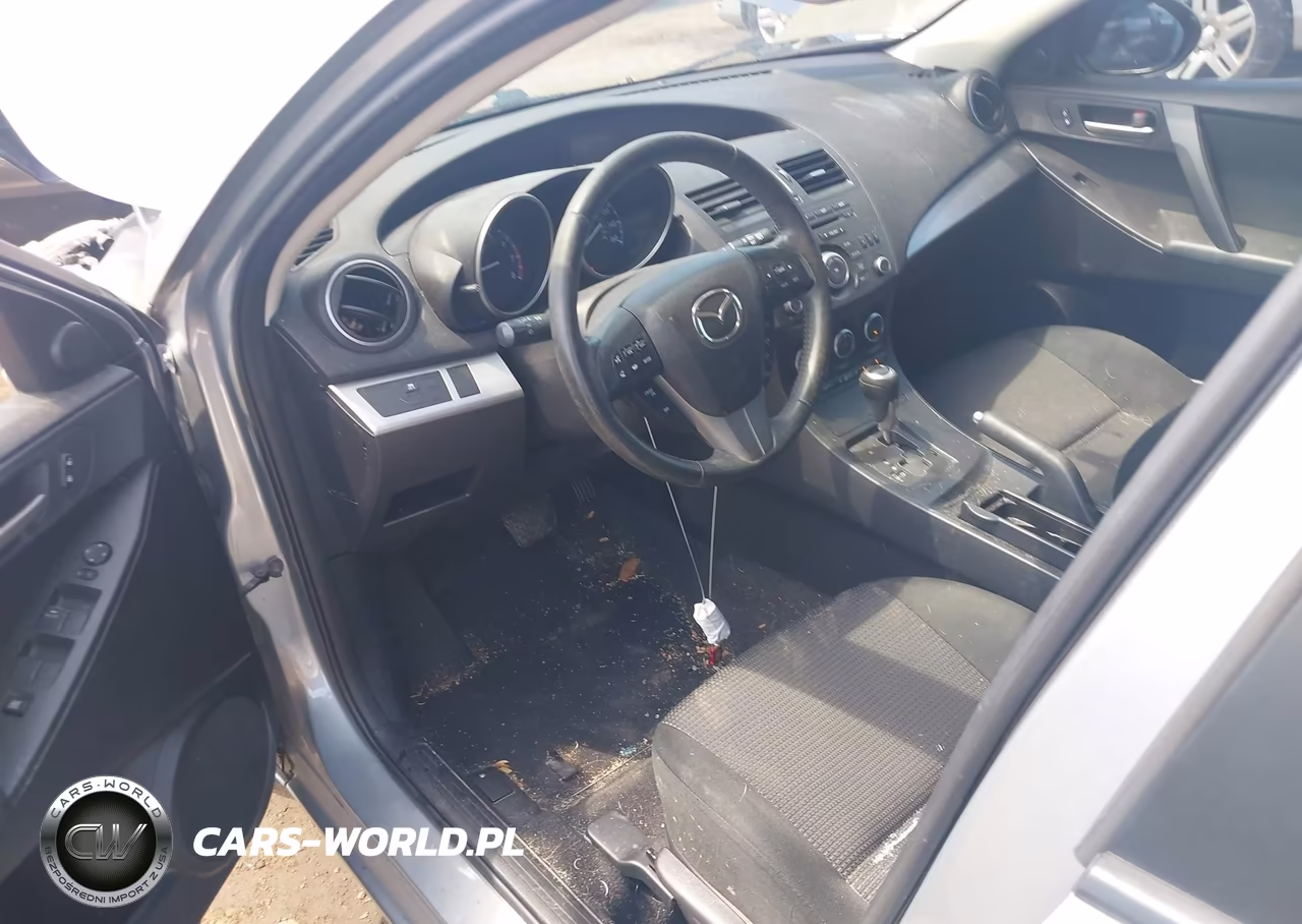 2013 Mazda Mazda3 I Touring VIN:JM1BL1L75D1731568 - 17