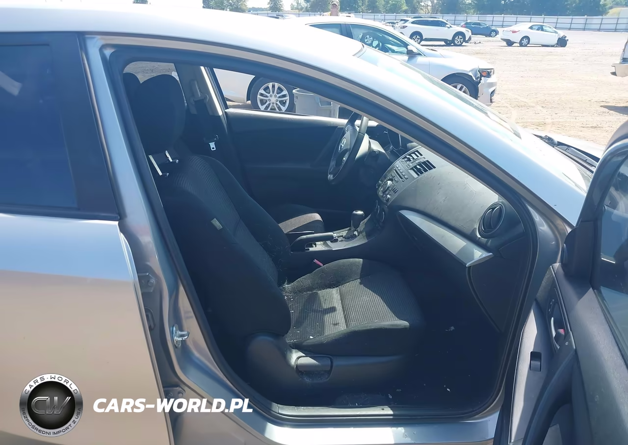 2013 Mazda Mazda3 I Touring VIN:JM1BL1L75D1731568 - 5