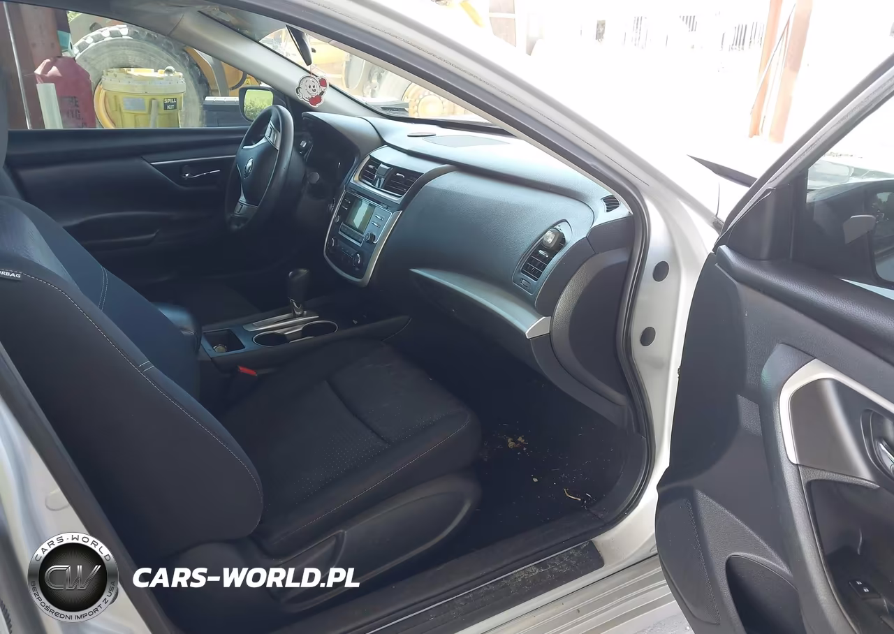 2016 Nissan Altima 2.5 VIN:1N4AL3AP7GN380787 - 5