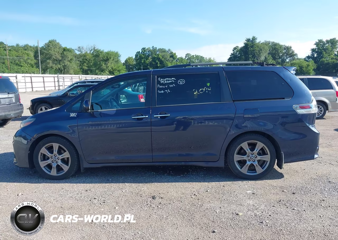 2018 Toyota Sienna Se Premium 8 Passenger VIN:5TDXZ3DC2JS906630 - 14