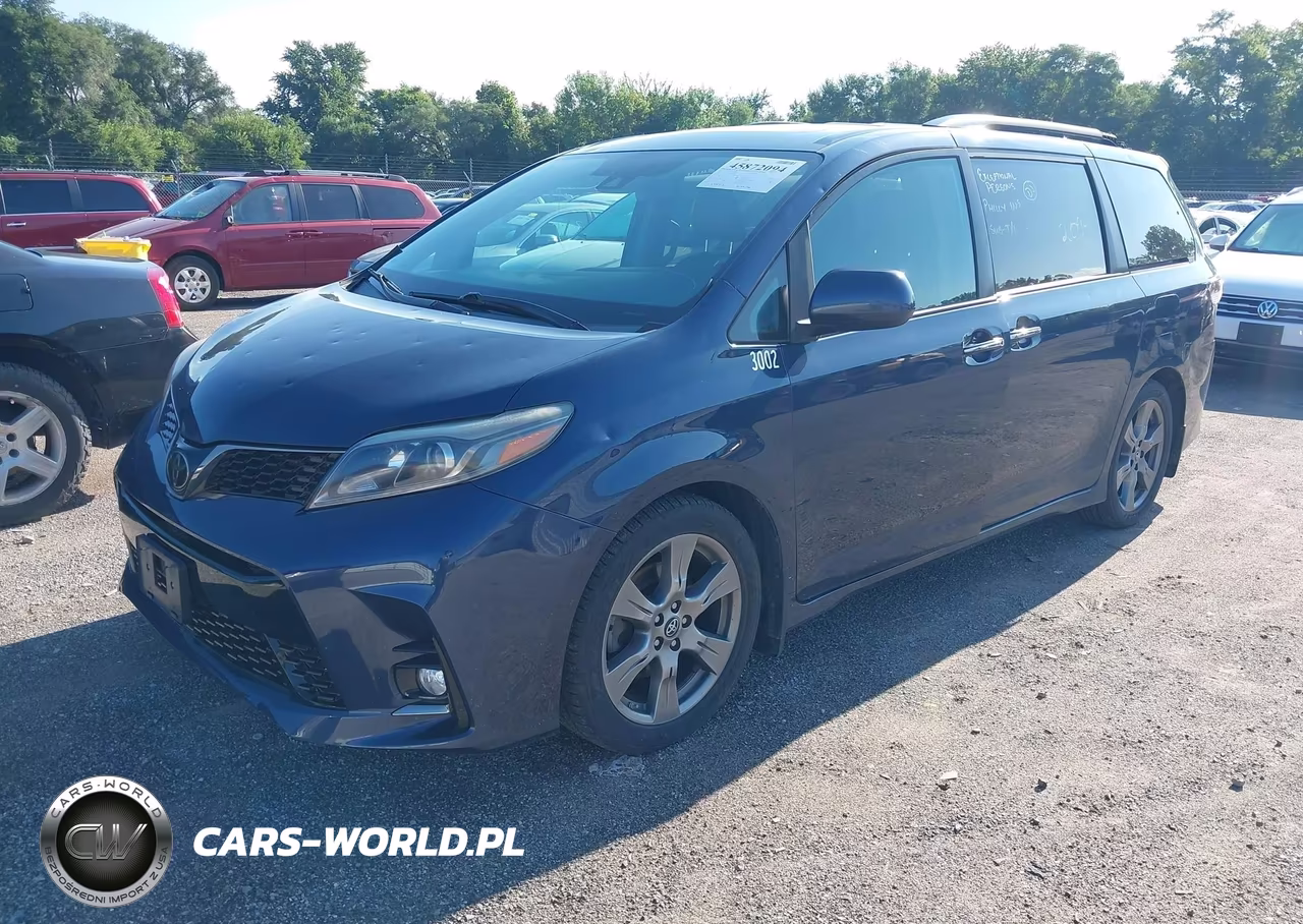 2018 Toyota Sienna Se Premium 8 Passenger VIN:5TDXZ3DC2JS906630 - 2